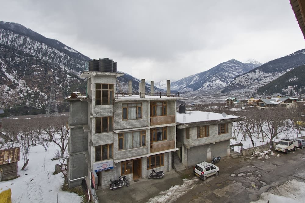 Sarthak B&B