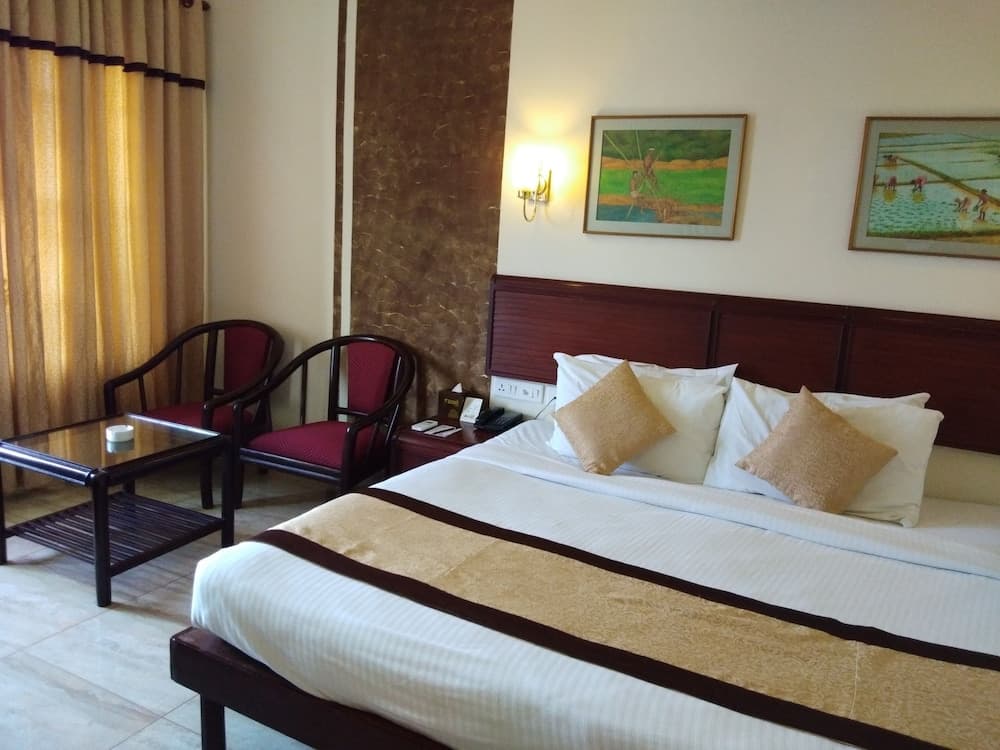 Yuvarani Residency