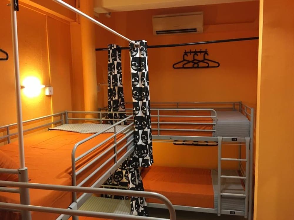 Century Service World - Hostel