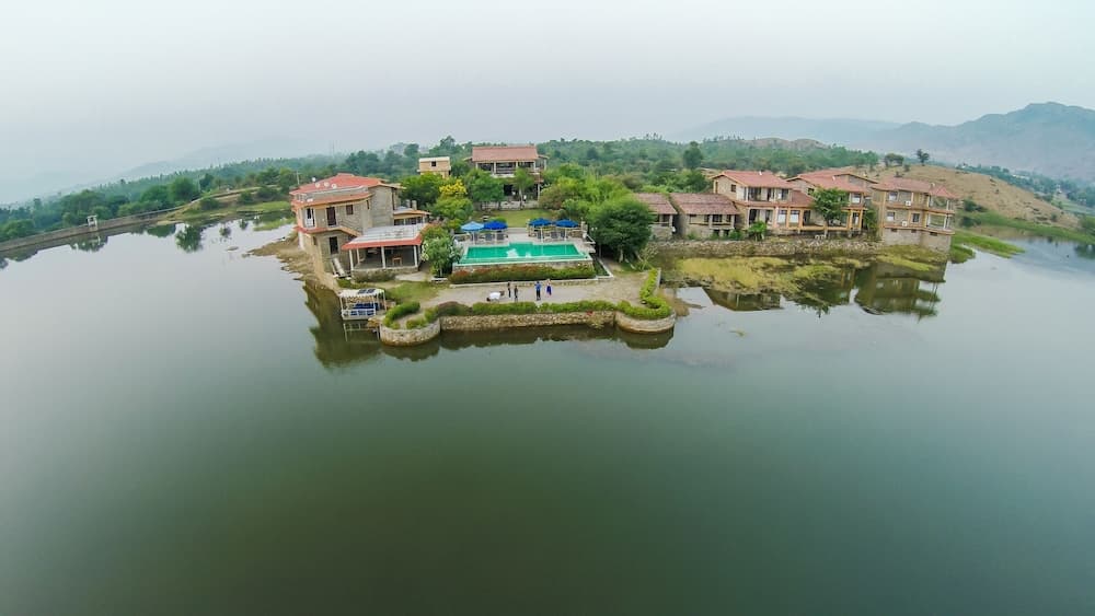Jhadol Safari Resort