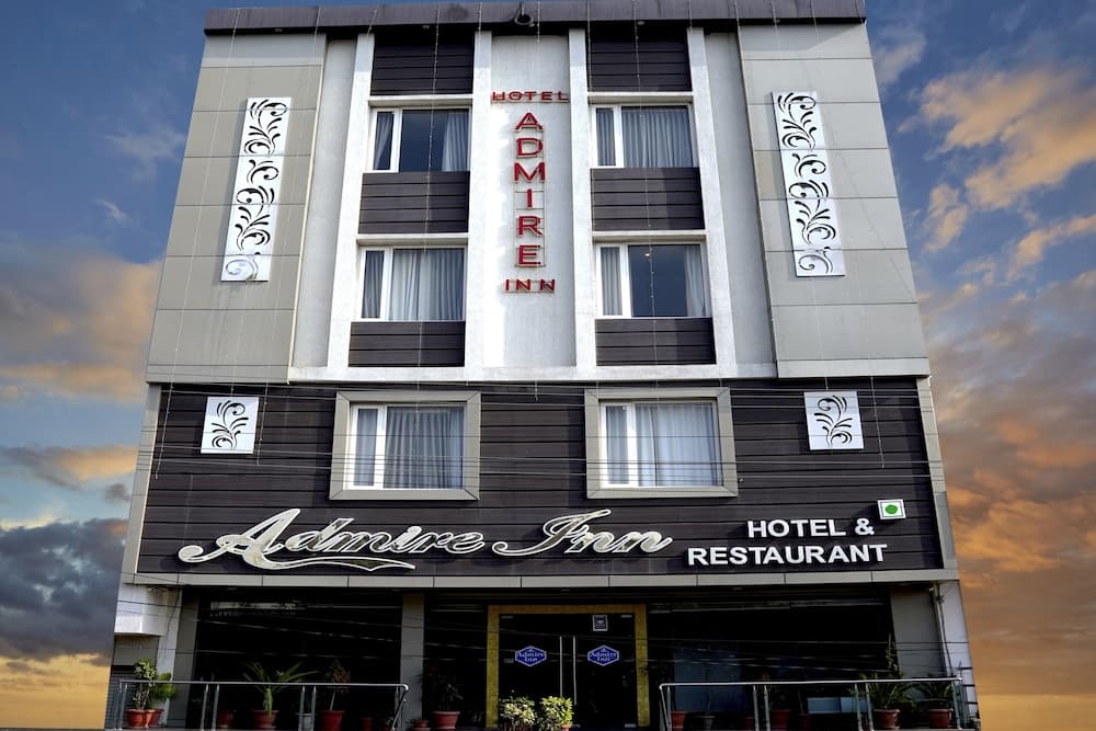 Admire Inn