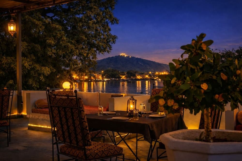 Hibiscus Heritage - A Lake View Hotel in Udaipur