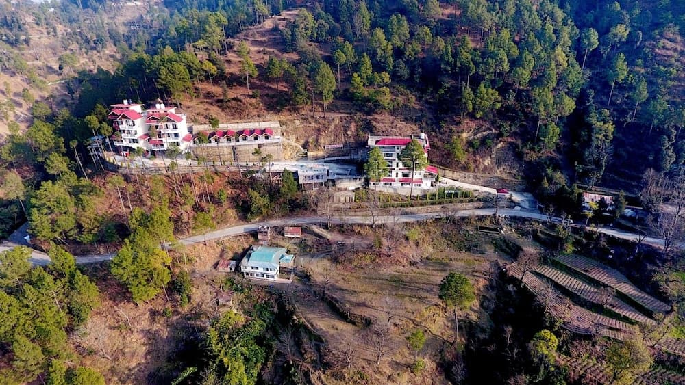 Hotel Chail Retreat-A Boutique Resort
