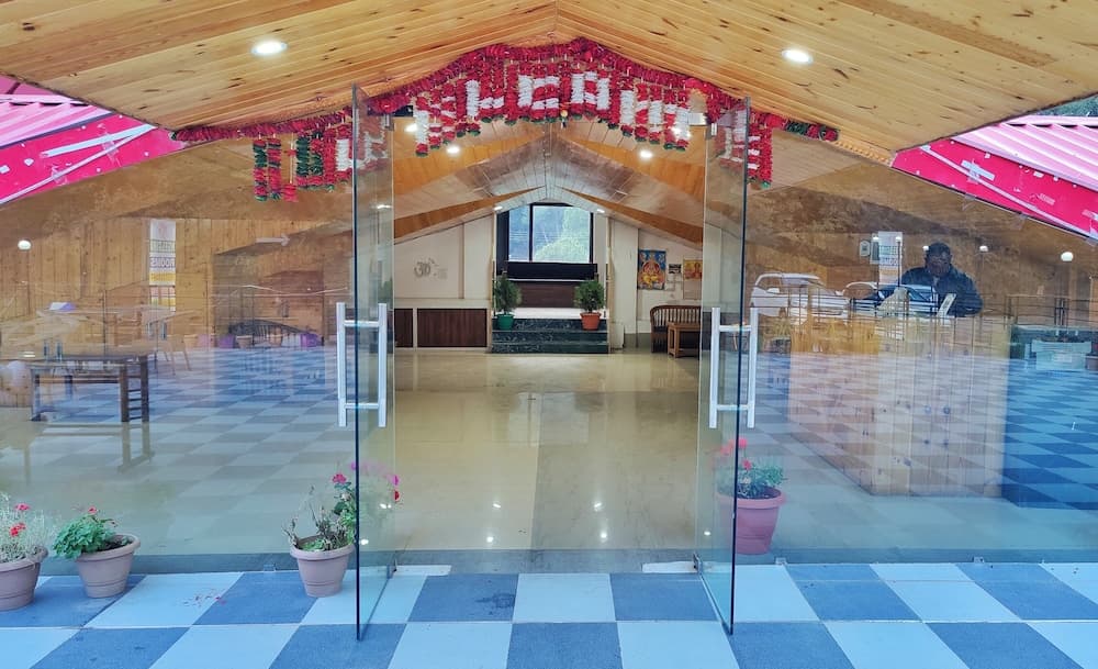 Hotel Neelgiri