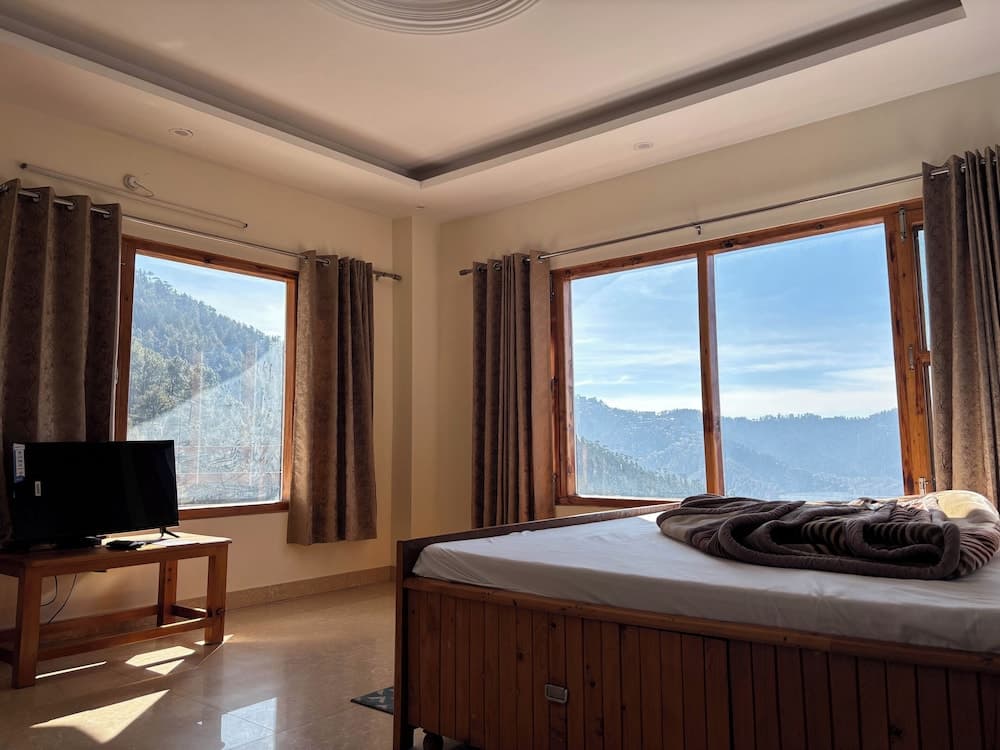 Shimla Alpine Regency